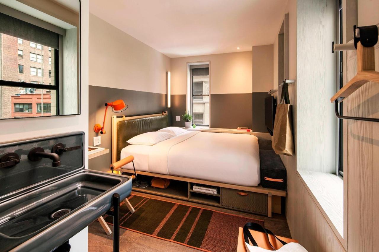 Moxy Nyc Times Square Hotel New York Ngoại thất bức ảnh