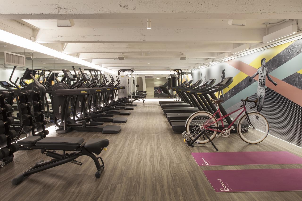 Moxy Nyc Times Square Hotel New York Ngoại thất bức ảnh